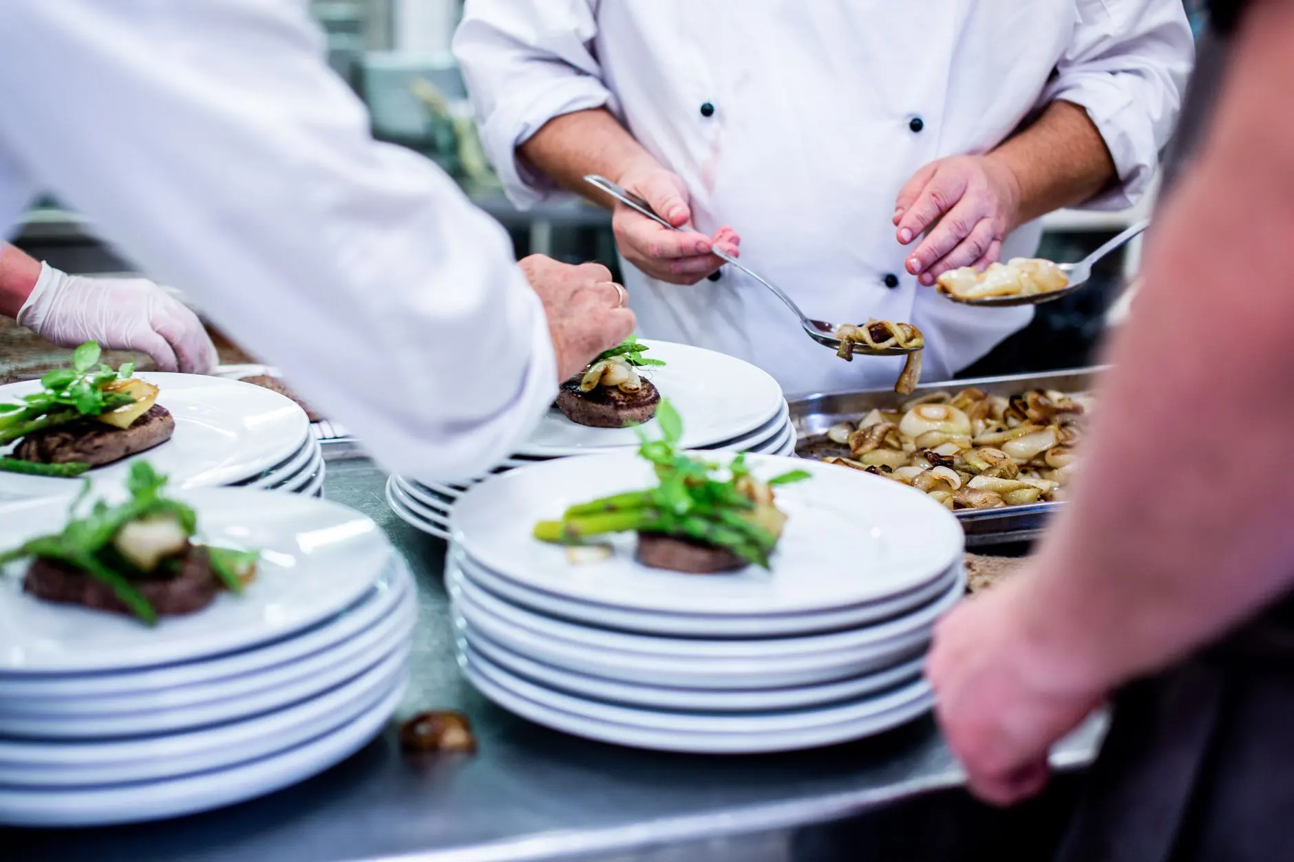 2025年Q2集成电路市场供需分析及深圳贸易商应对策略
